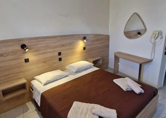 Iskas * Ialysos (Rhodes)